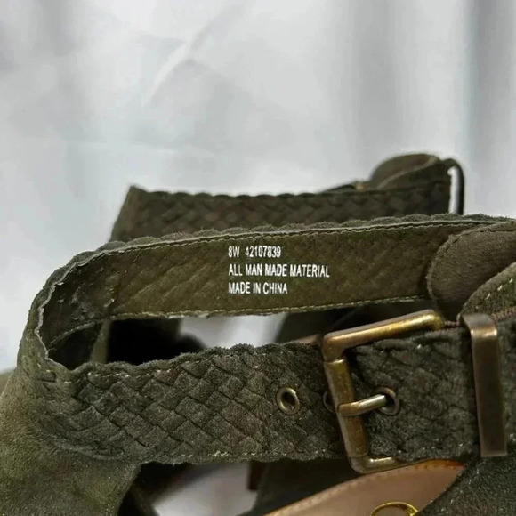 C. Est 1946 Olivine Size 8 Boots Suede Ankle Green Strap - Picture 5 of 10